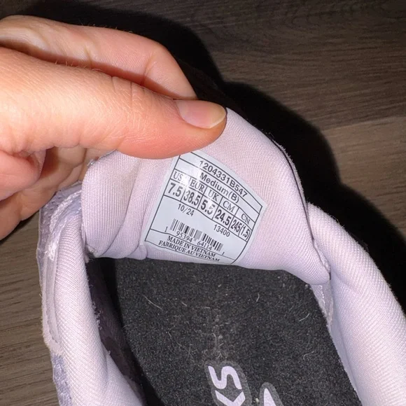 Brooks Women's Light purple lilac lavender Sneakers 7.5 - Picture 4 of 6